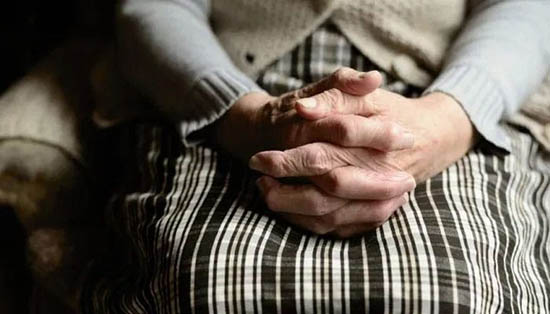 soñar con abuela fallecida o madre